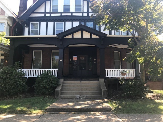 707 College Street - 707 College Ave