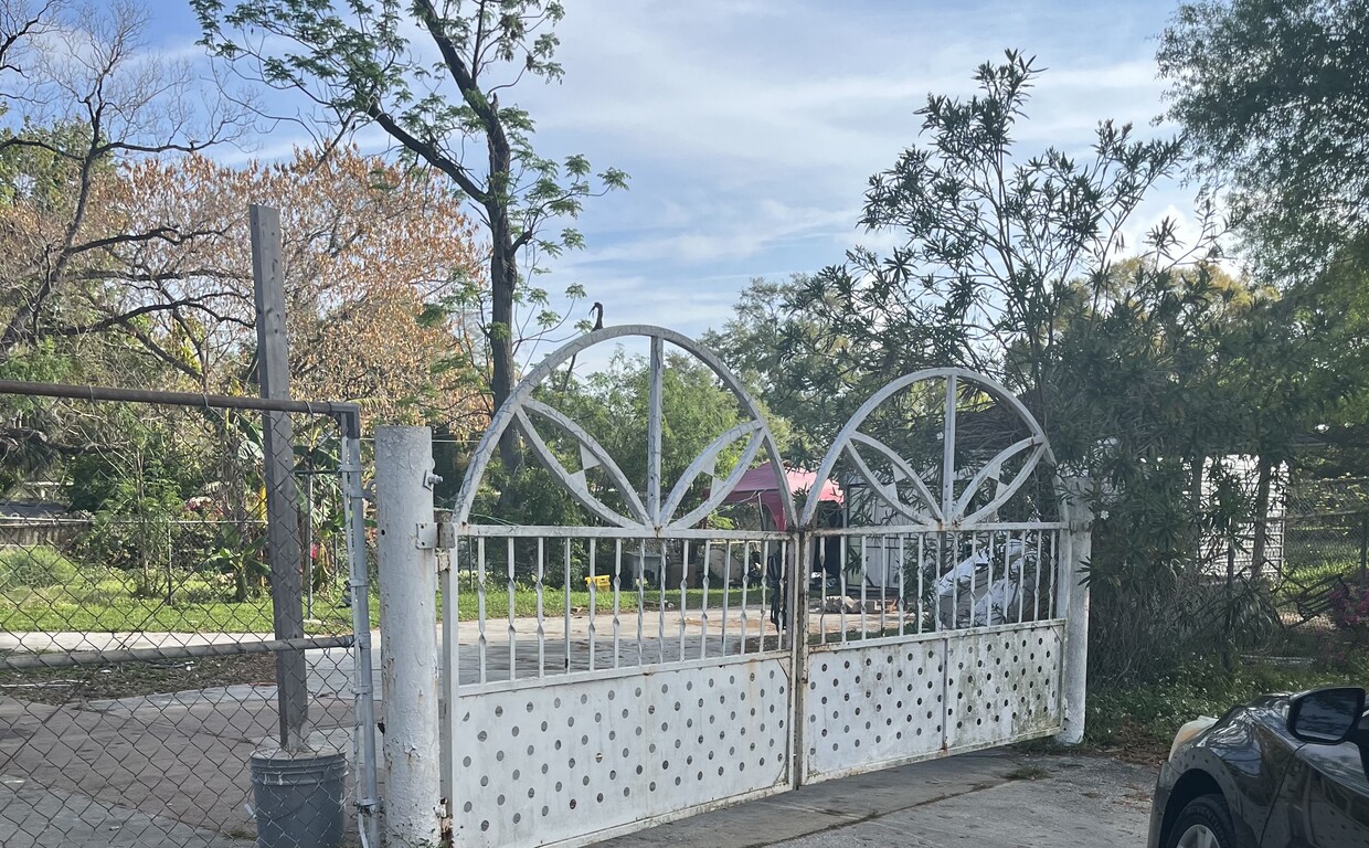 Foto principal - 1519 S Parramore Ave