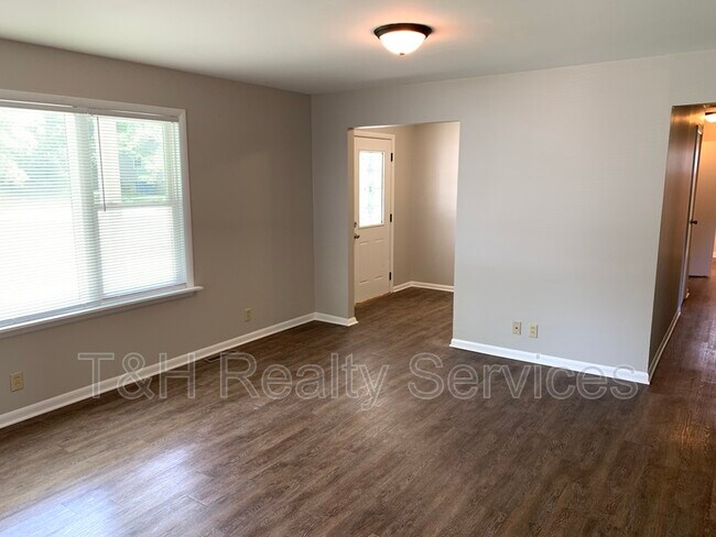 Foto del edificio - 10726 Broadway St