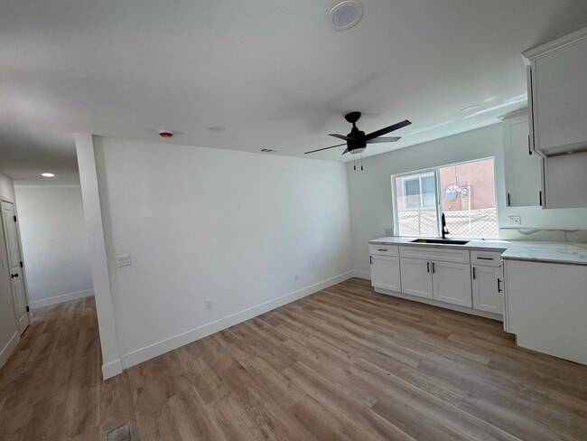 Building Photo - 4107 Shirley Ave
