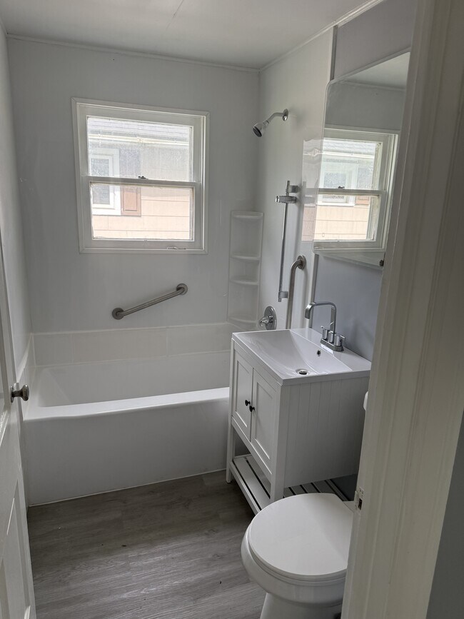 Foto del edificio - 950 Riverview St NW