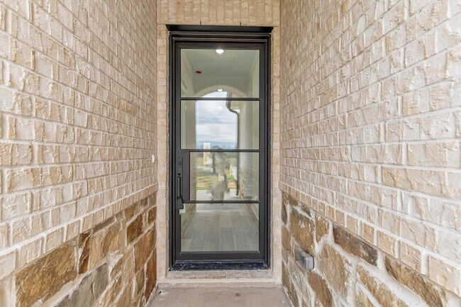 Foto del edificio - 610 Sharon St