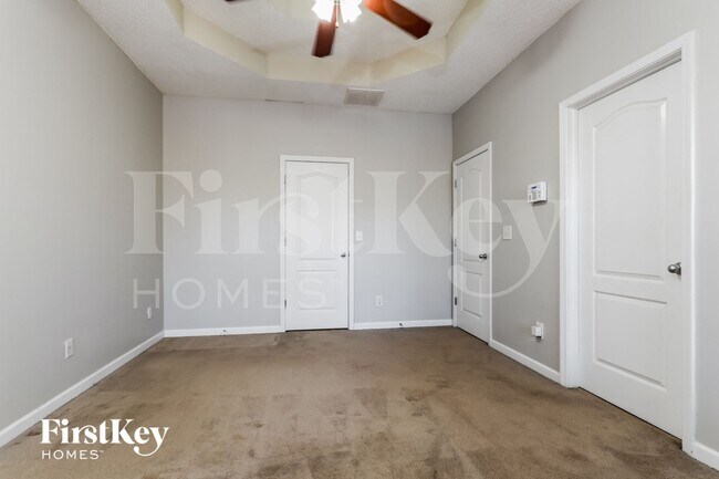 Foto del edificio - 1252 Clearwater Dr