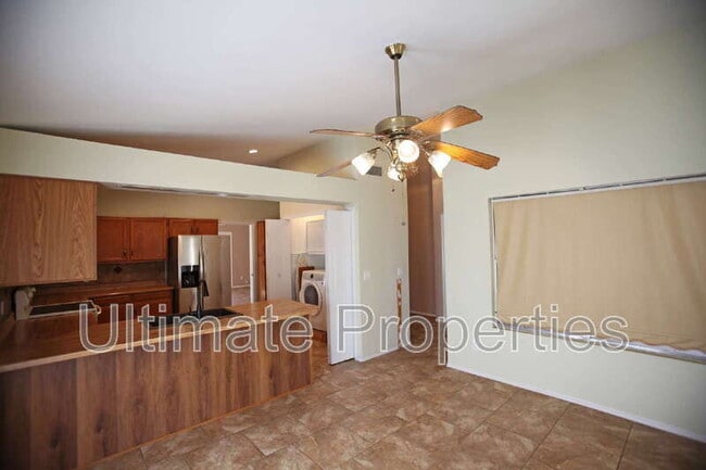 Building Photo - 4407 W Kimberly Way