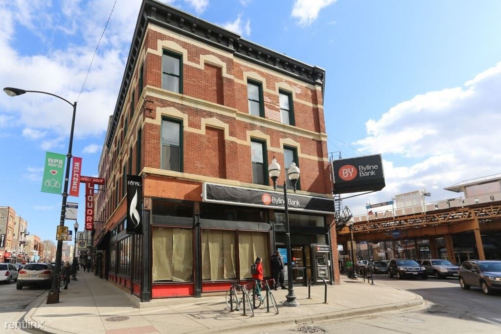 Primary Photo - 1570 N Milwaukee Ave
