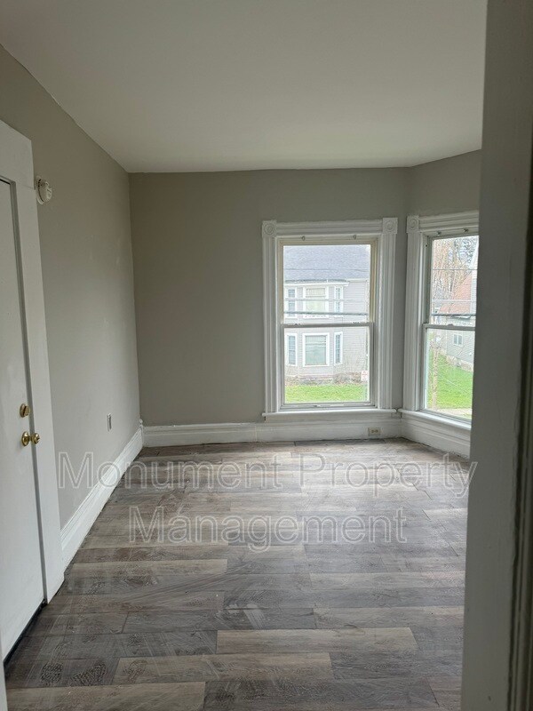 Foto del edificio - 334 Clay St