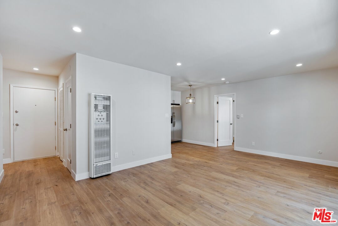 Primary Photo - 2232 W 24th St