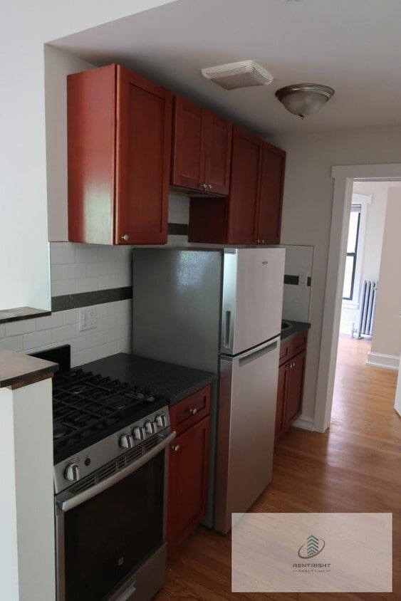 Foto principal - 755 W Buena Ave