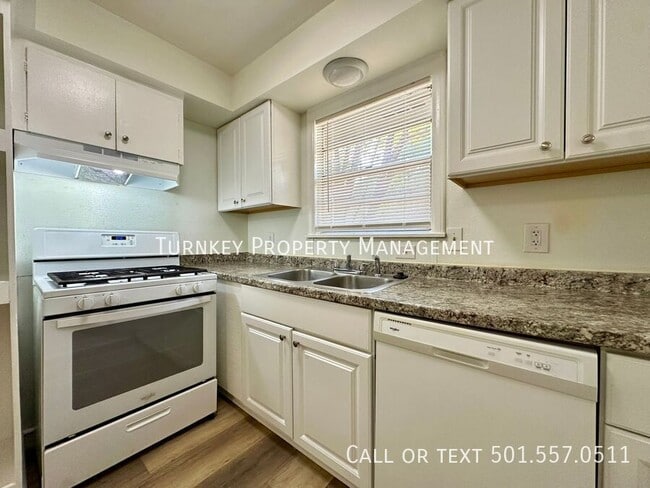 Foto del edificio - 5606 B St