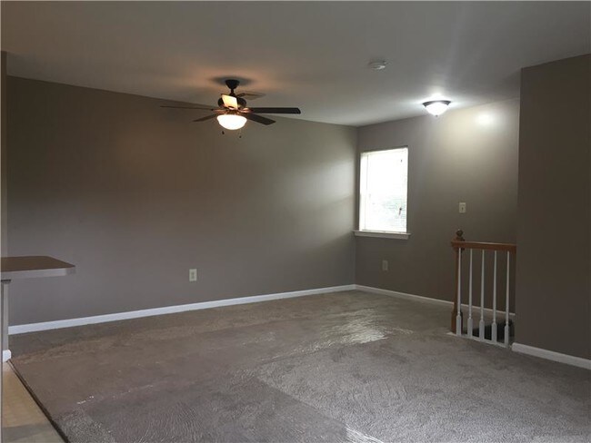 Building Photo - 108 Horseshoe Dr