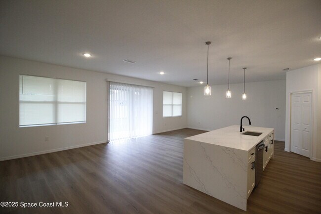 Foto del edificio - 432 Garvey Dr SW