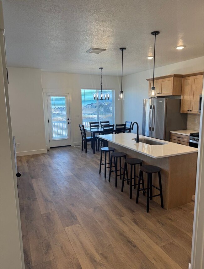 Building Photo - RES_VANDERWATT_866