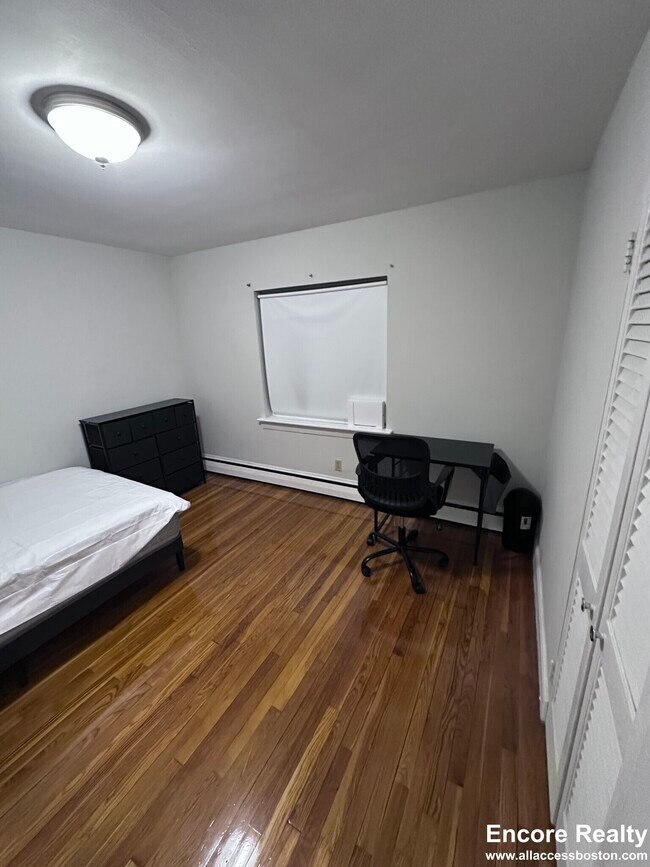 Foto del edificio - 67 Chiswick Rd