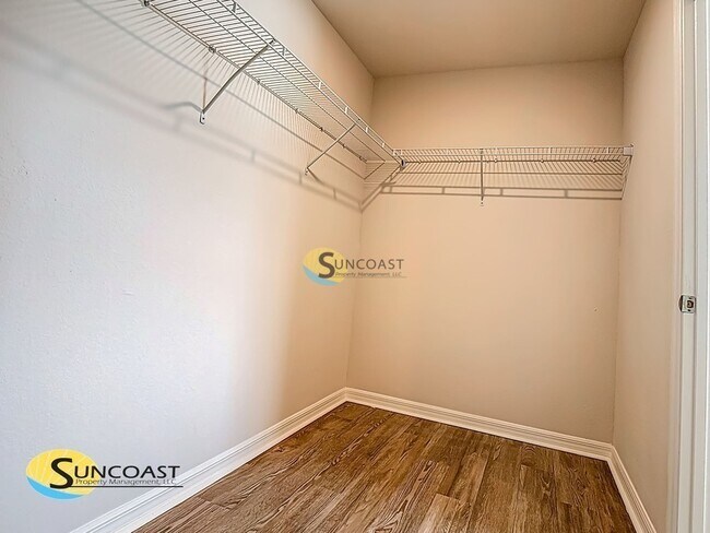 Foto del edificio - 16690 SW 29th Terrace Rd