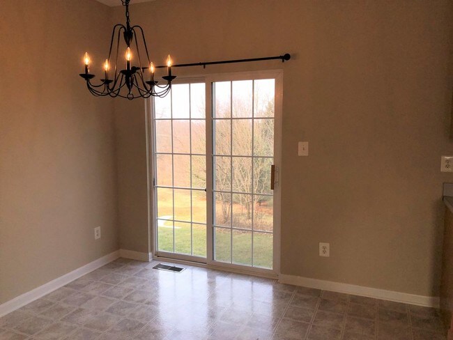 Building Photo - Beautiful Condo in Spring Grove S.D.