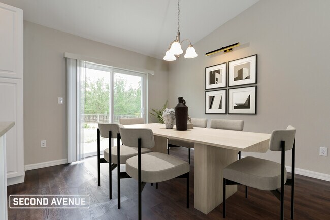 Building Photo - 2843 SW 140th Loop