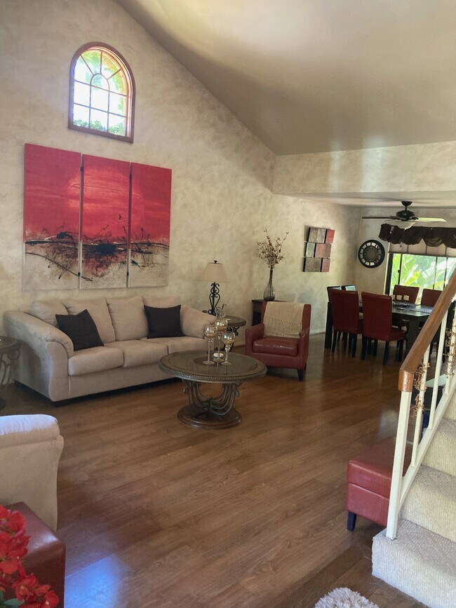 Building Photo - 1101 Heatherview Dr