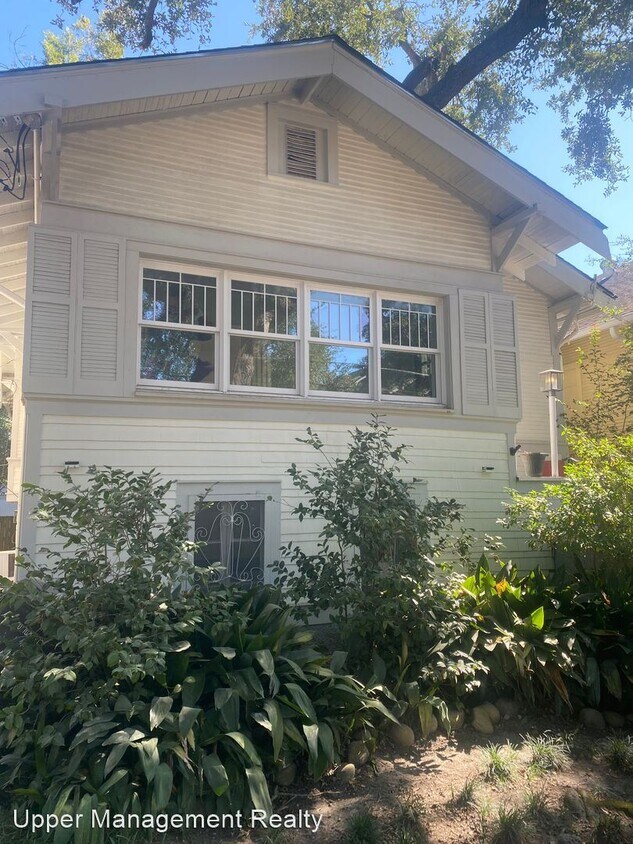Primary Photo - 1 br, 1 bath Apartment - 1519 Pine St 1519...