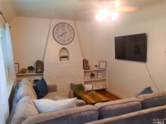 Foto del edificio - 1273 Alamo Dr