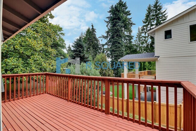 Foto del edificio - 3106 100th Ave NE