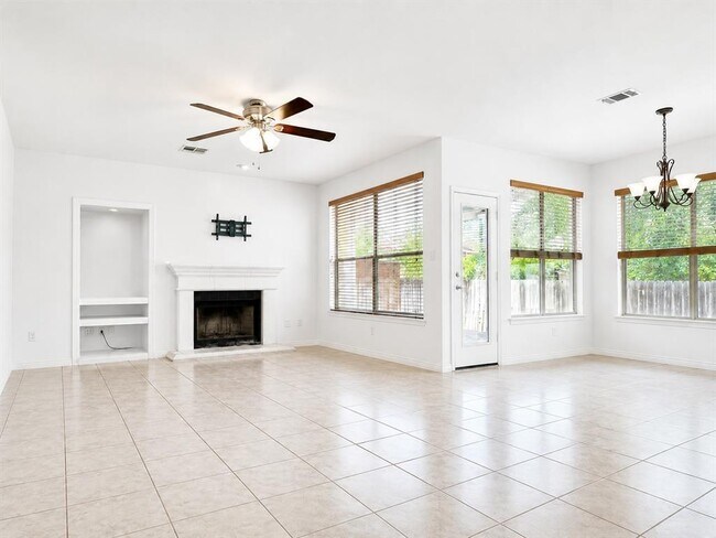 Foto del edificio - 9412 Lightwood Cove