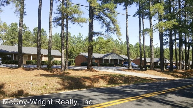 Building Photo - 5542 Old Pearman Dairy Rd