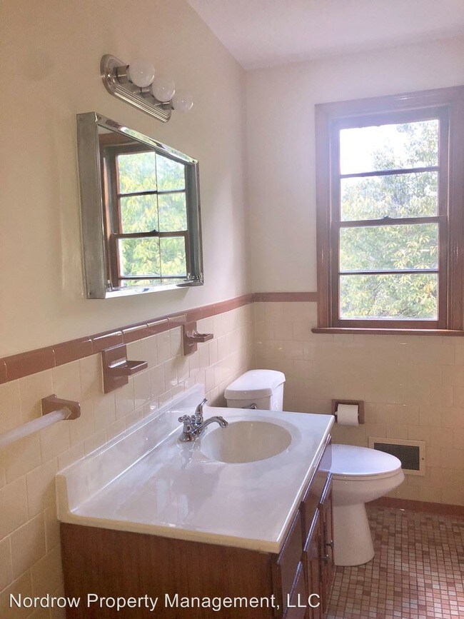 Building Photo - 3 br, 2 bath House - 2104 N Parham Road
