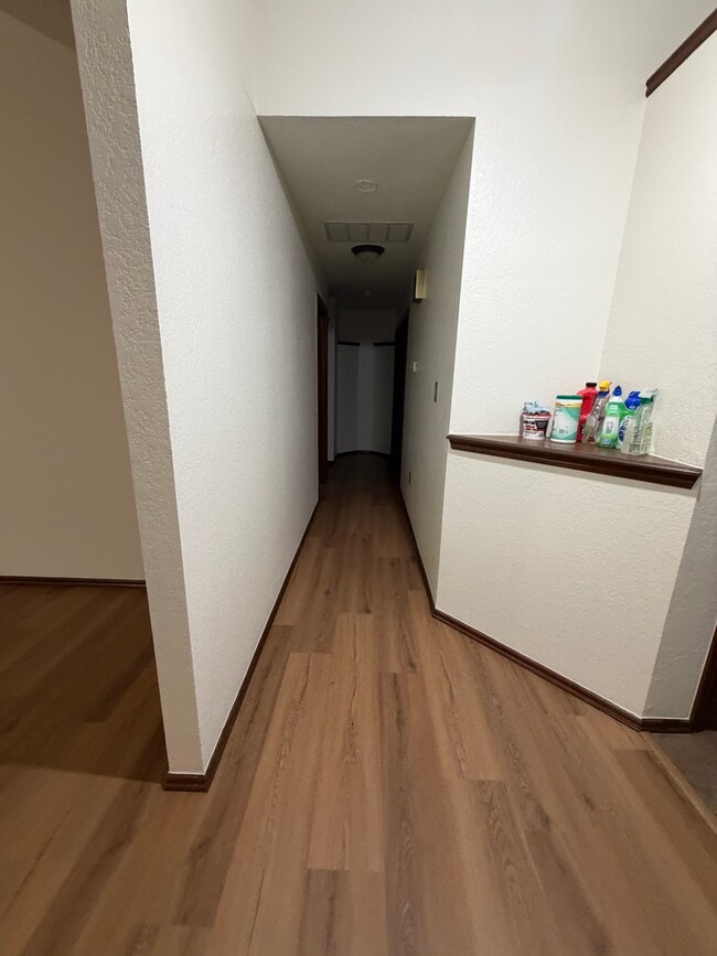 Building Photo - 3300 Homestead Ct