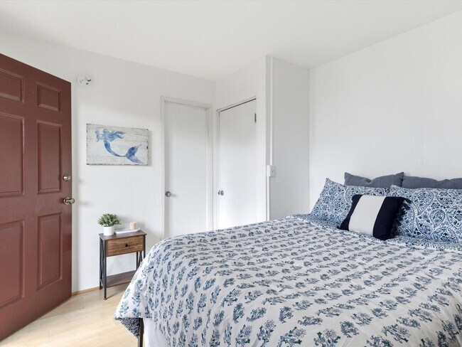 Foto del edificio - Central Makiki Two Bedroom Rental