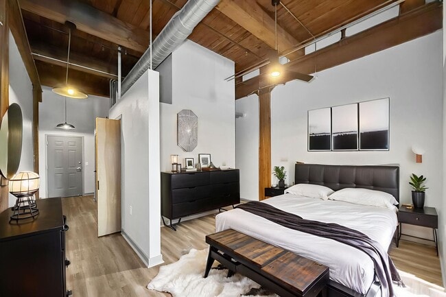 Building Photo - Emery Lofts