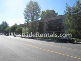 Primary Photo - 22100 Burbank Blvd