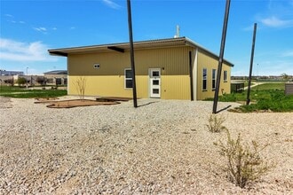 Building Photo - 1310 FM 487