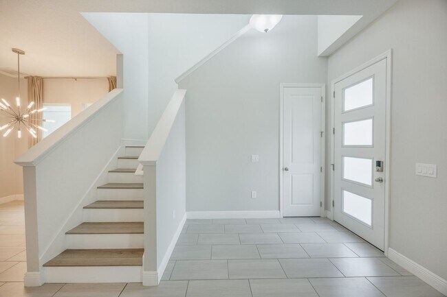 Building Photo - Stunning 3bed/ 3bath home For Rent in Oakl...