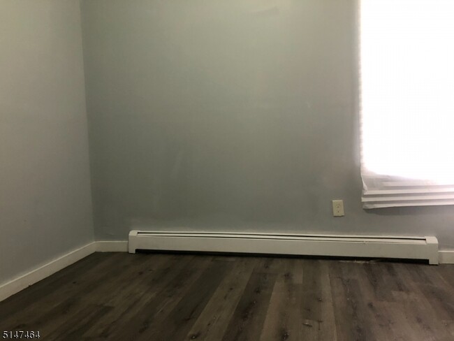 Foto del edificio - 354 S 11th St