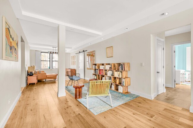 Foto del edificio - 320 W 89th St