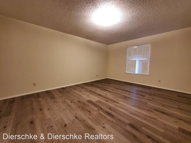 Foto del edificio - 3 br, 2 bath House - 2410 Louise