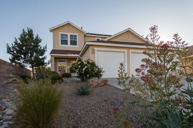 Building Photo - 1428 Reynosa Loop SE