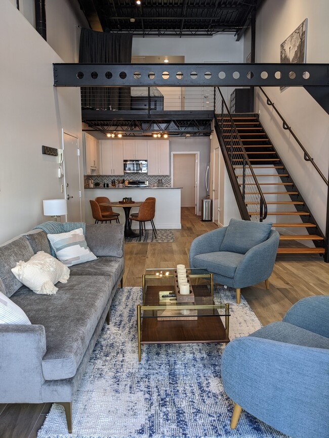 Living area - 112 S 12th St