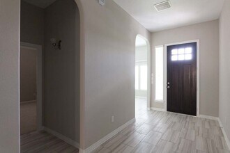 Building Photo - 22138 Grand Mist Dr