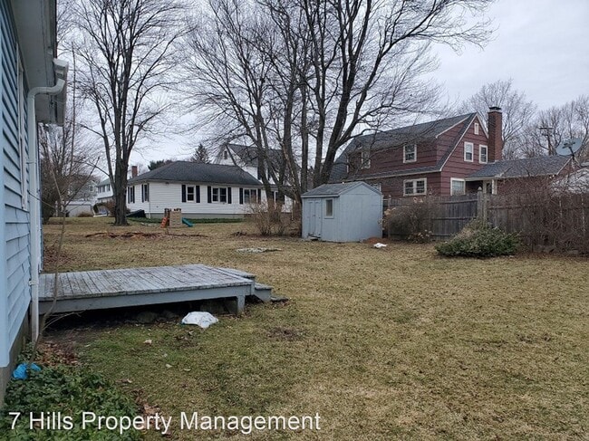 Building Photo - 4 br, 1 bath House - 56 Shady Lane Ave