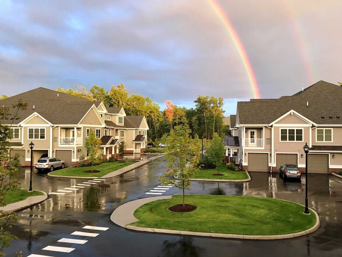 Highcroft Apartments Apartments in Weatogue, CT