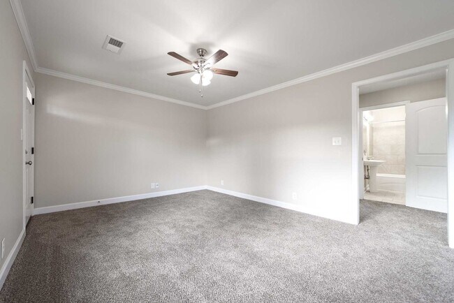 Foto del edificio - Look and Lease Special! $200 off rent!!!