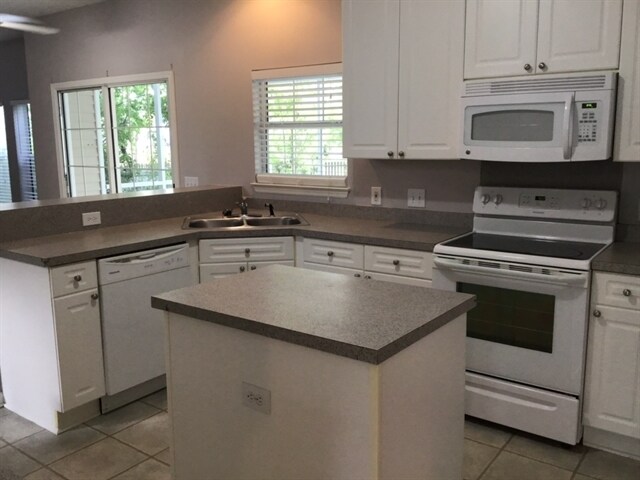 Foto del edificio - 858 Bent Hickory Rd