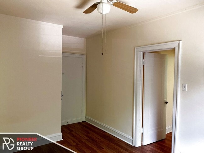 Foto del edificio - 2536 N Sawyer Ave