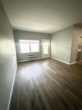 Building Photo - 710 Meridian Ave