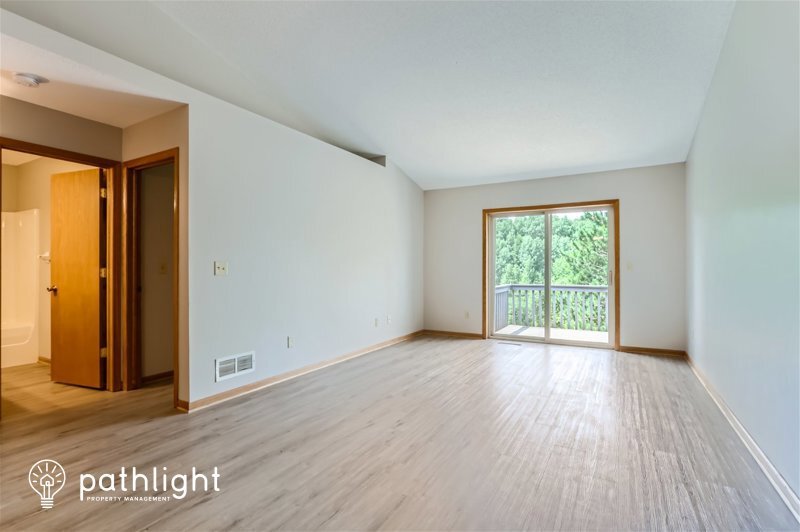 Foto principal - 22138 Zion Pkwy NW