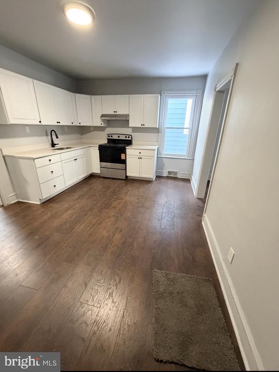 Building Photo - 137 Denny Ave