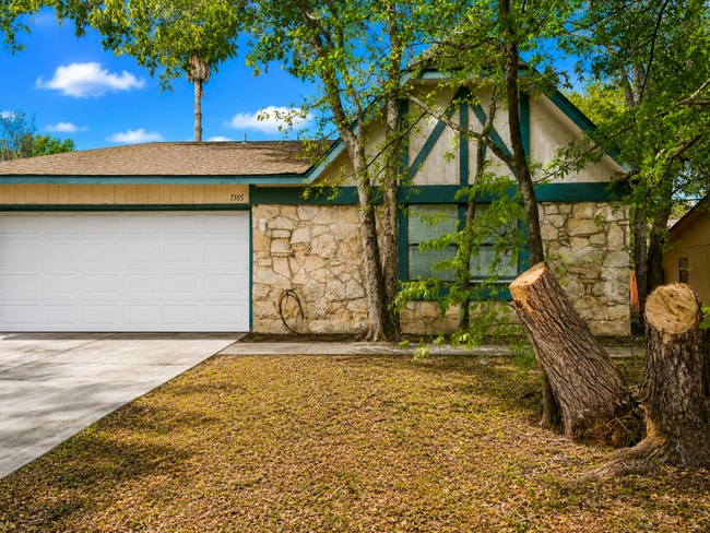 Building Photo - 7315 Ridge Beach Dr