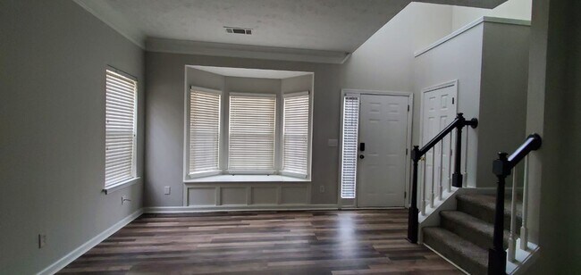 Building Photo - 4740 Crawford Oaks Dr