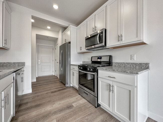 Building Photo - Birchwood Grove